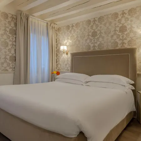 ホテル バルトロメオ 2*