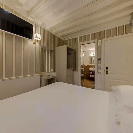 Bartolomeo Hotel